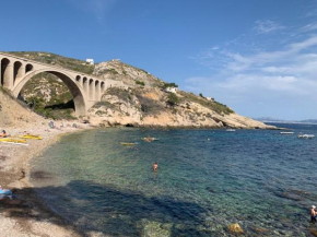 Joli appartement avec chambre et grande terrasse à deux pas de la mer